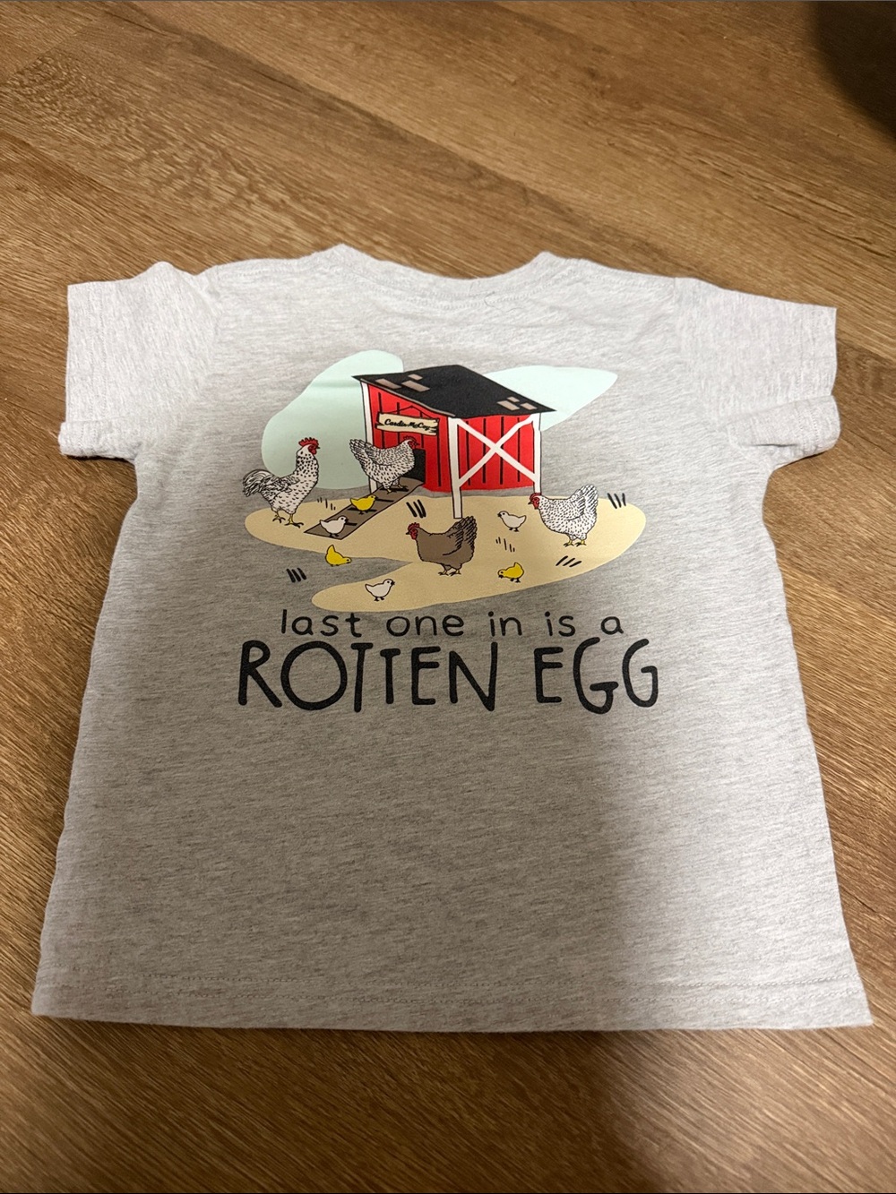 Gray Short Sleeve Tee with Barnyard Chicken Graphic
